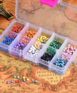 Korting 😀 Algebra Punaises Voor Prikbord - 10 Verschillende Kleuren - Kantoor Accessoires - 500 Stuks 🔥 11 Korting 😀 Algebra Punaises Voor Prikbord - 10 Verschillende Kleuren - Kantoor Accessoires - 500 Stuks 🔥 -A-journal shop 550x473 1