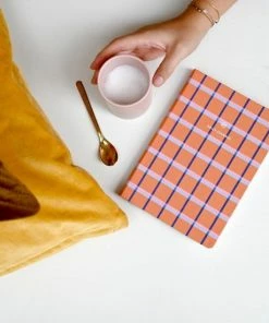 Flash-uitverkoop ⌛ A-journal Dagboek - Daily Journal - 5 Minuten Dagboek - Oranje Lila Blauwe Ruit ⌛ -A-journal shop 550x550 859