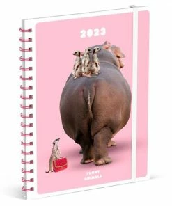Gloednieuw 🤩 Grappige Dieren Familie Agenda 2023 - Lannoo - Ringband - 1 Week Per 2 Pagina's - 18 X 24 Cm - Roze 😍