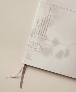 Aanbiedingen 🎉 Tinne + Mia Tinne+Mia - Agenda 2023, A4 - Lilac Frost ⌛